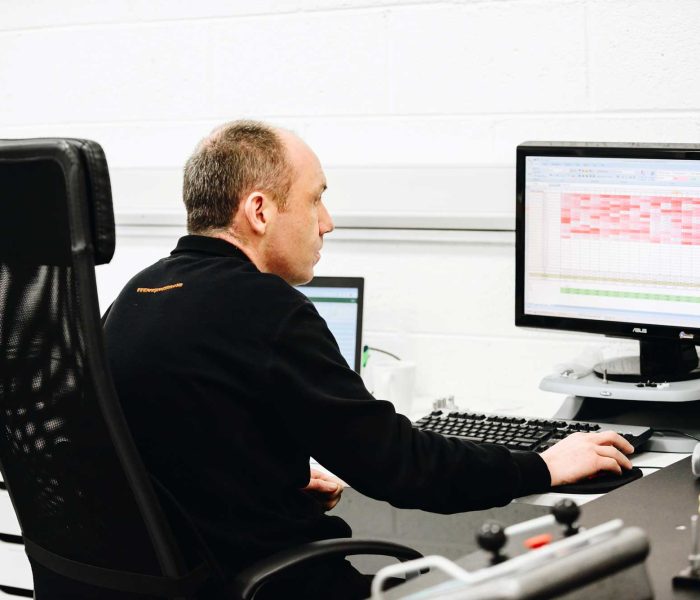 Gage R and R Metrology Services Verus Gage R and R Metrology Services Verus
